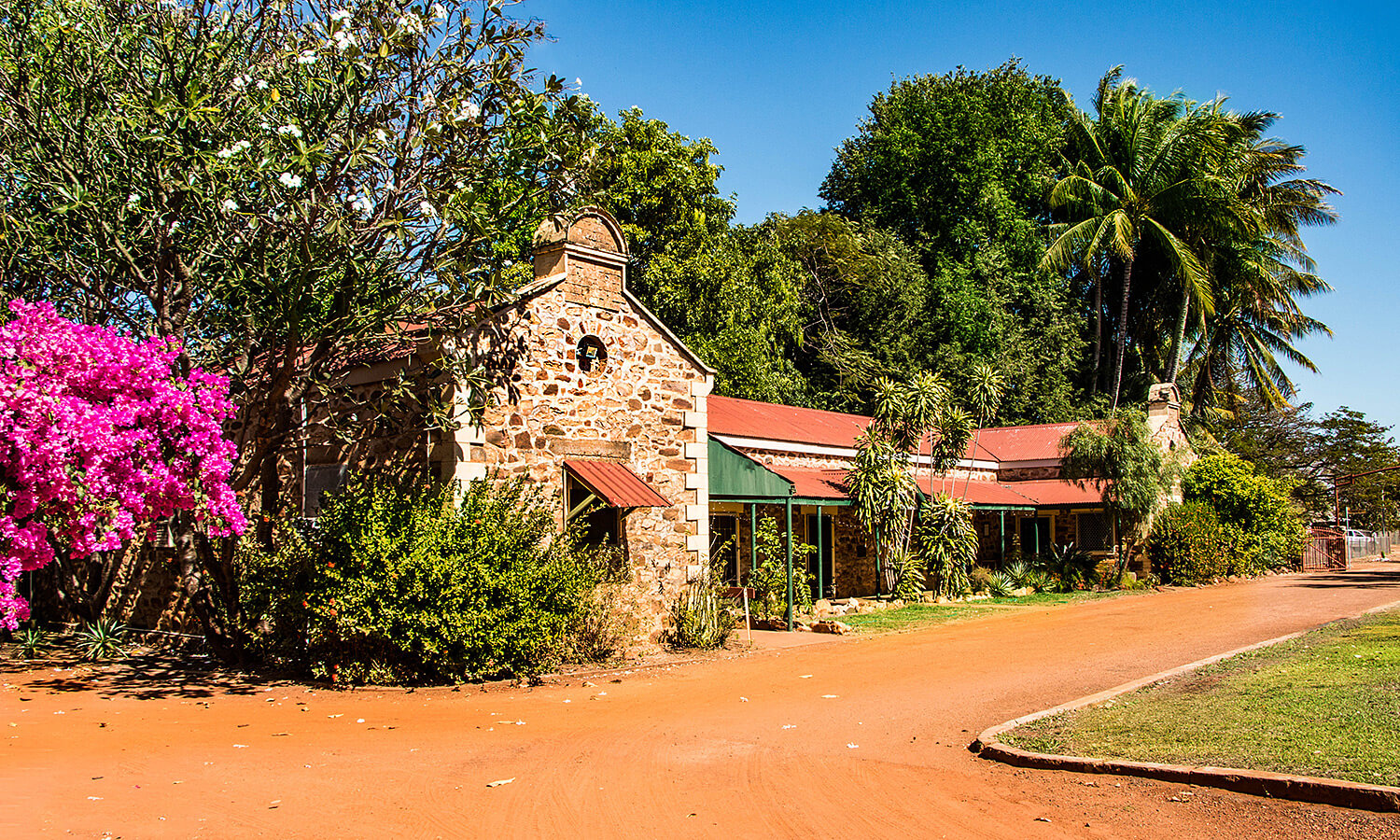 Church,Kalumburu Mission, Kalumburu Aboriginal Community,Scenic Flight, Wandjina Explorer,Kingfisher, Kununurra,West Australia,born4travel.de