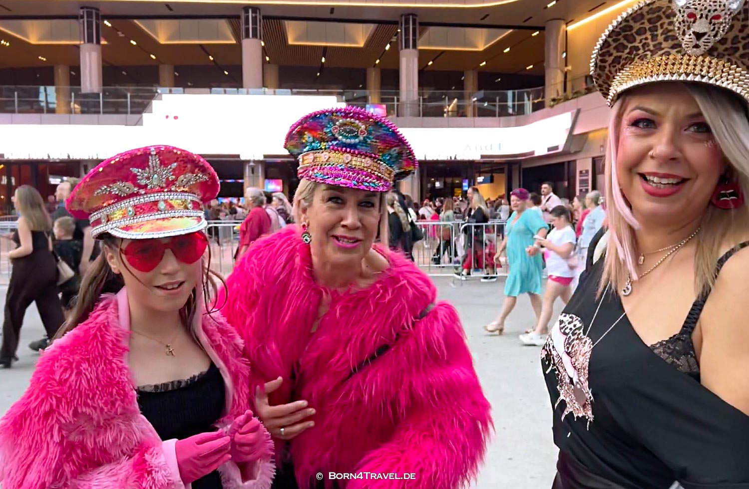 P!nk - Summer Carnival, Marvel Stadium in Melbourne,Victoria,born4travel.de