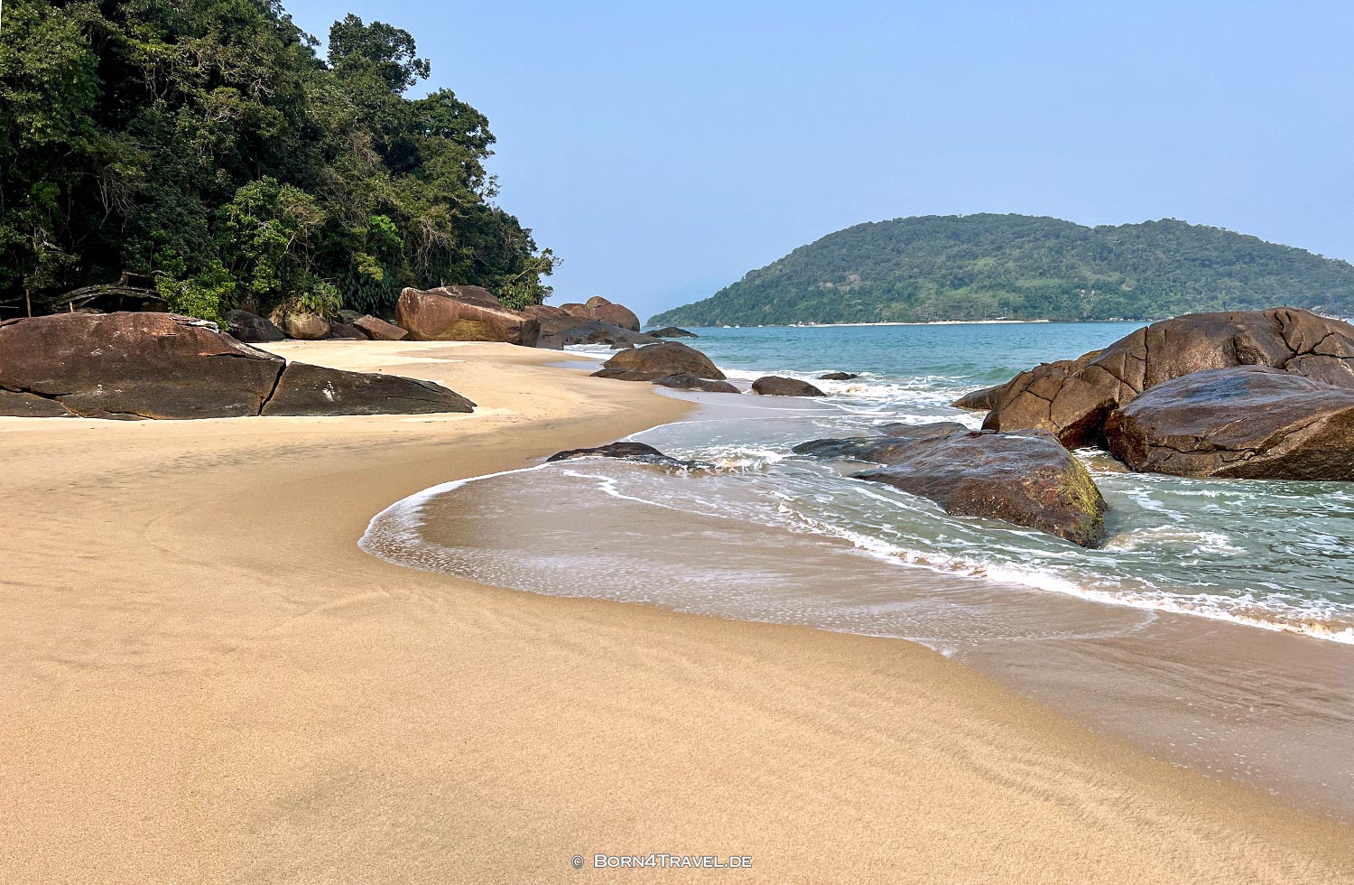 Praia Canto Itaipu,Ubatuba,Brasilien2024,born4travel.de
