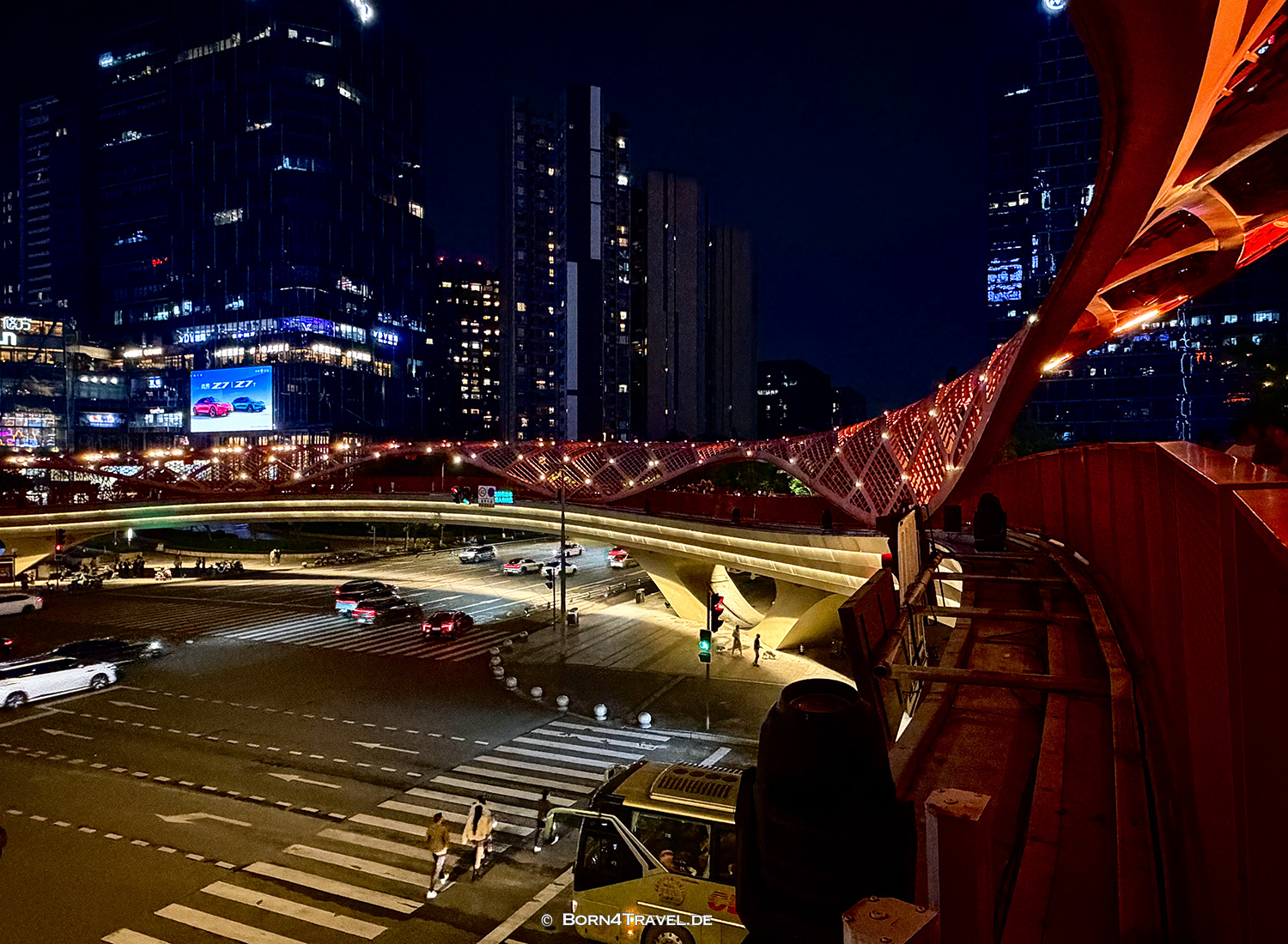 Jiaozi Ring Bridge,Chengdu,Sichuan,China2026,born4travel.de Jiaozi Ring Bridge,Chengdu,Sichuan,China2026,born4travel.de