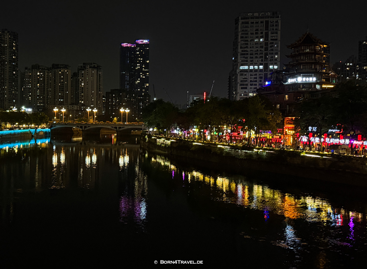 Anshun Corridor Bridge,Chengdu,Sichuan,China2026,born4travel.de Anshun Corridor Bridge,Chengdu,Sichuan,China2026,born4travel.de