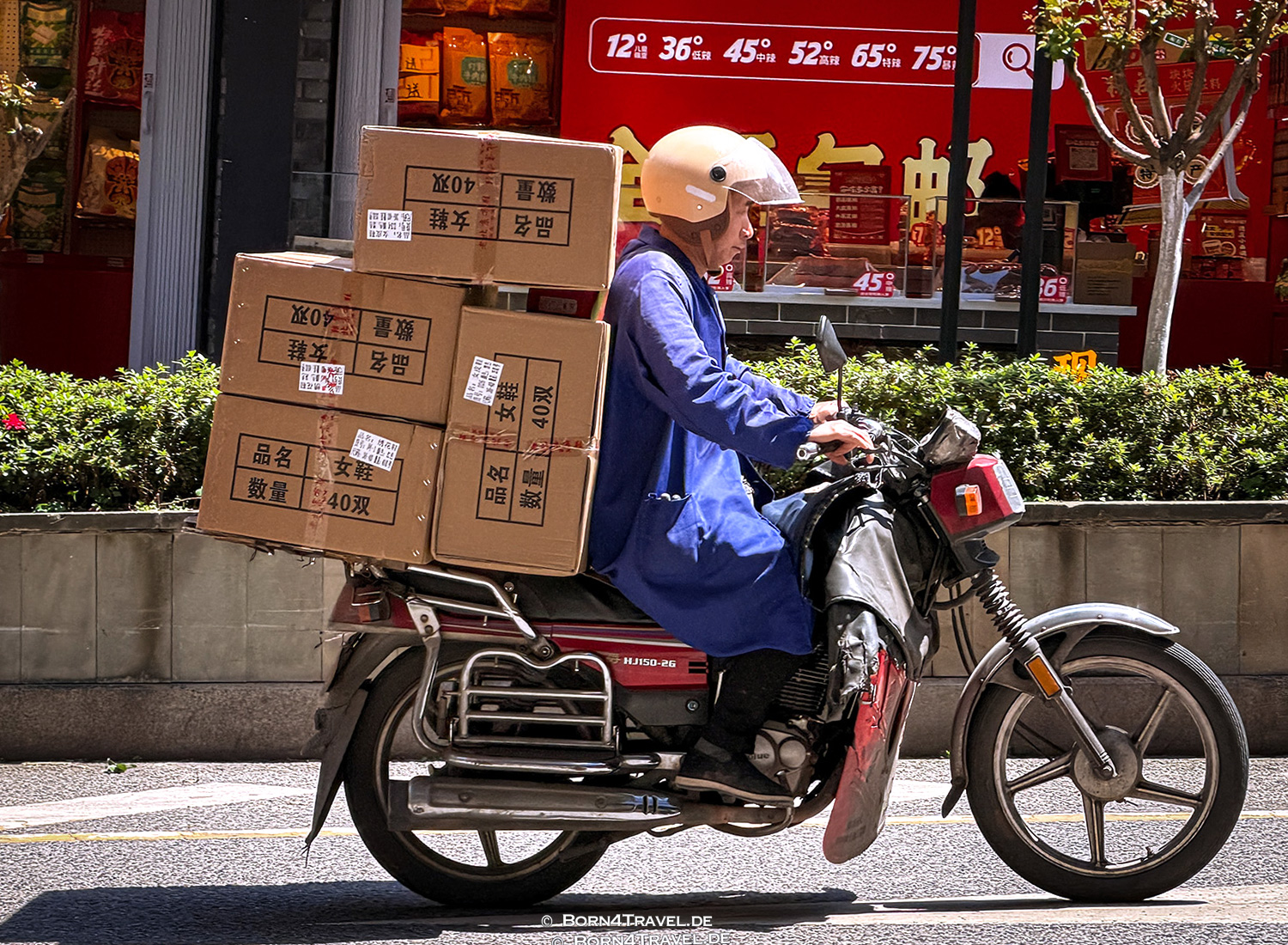 Chaotianmen Wholesale Market,Chongqing,China2026,born4travel.de