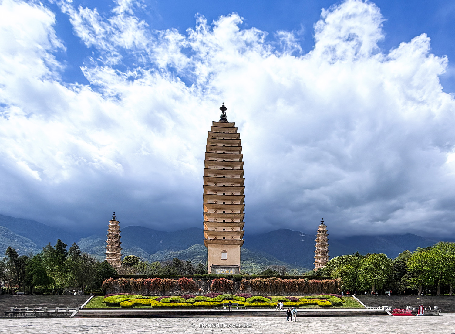Three Pagodas of Chongsheng Temple,Dali,Yunnan,China2026,born4travel.de Three Pagodas of Chongsheng Temple,Dali,Yunnan,China2026,born4travel.de