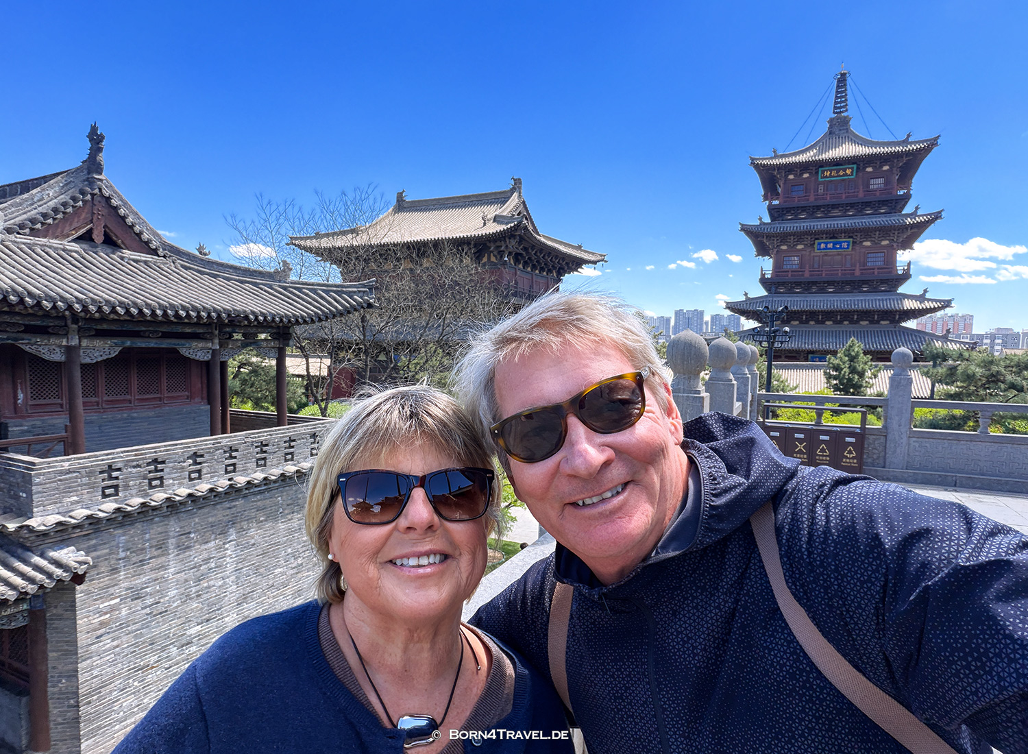 Hanfu,Huayan Tempel,Datong,China2026,born4travel.de Hanfu,Huayan Tempel,Datong,China2026,born4travel.de