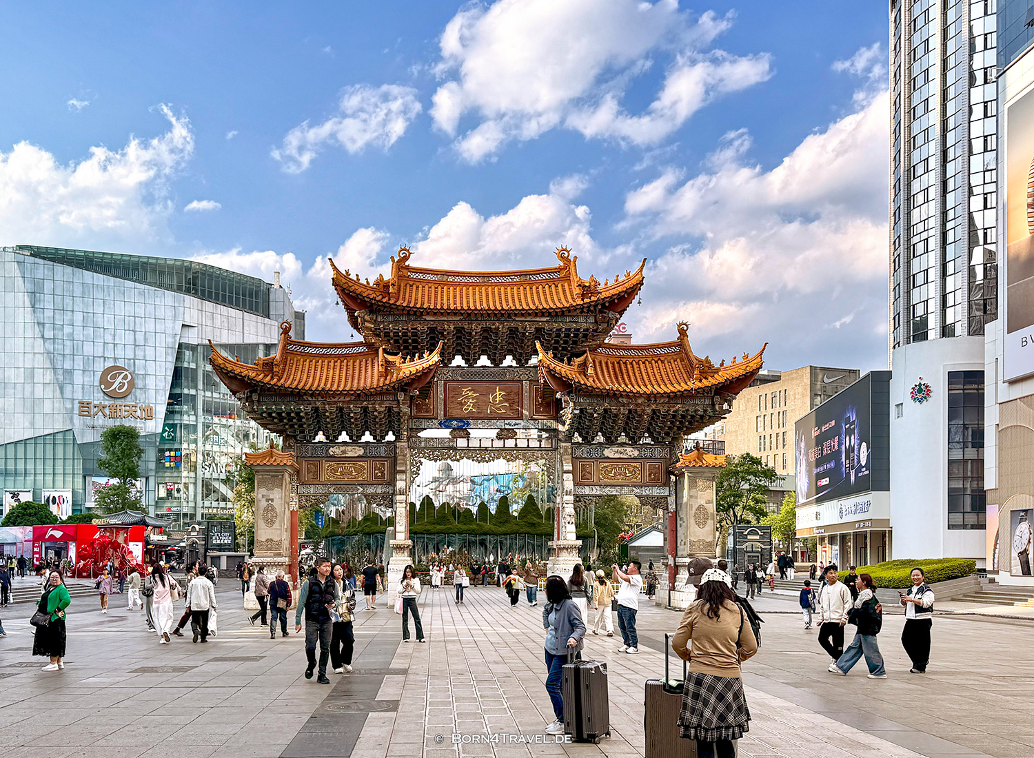 Jingbi Road,Kunming,Yunnan,China2026,born4travel.de Jingbi Road,Kunming,Yunnan,China2026,born4travel.de