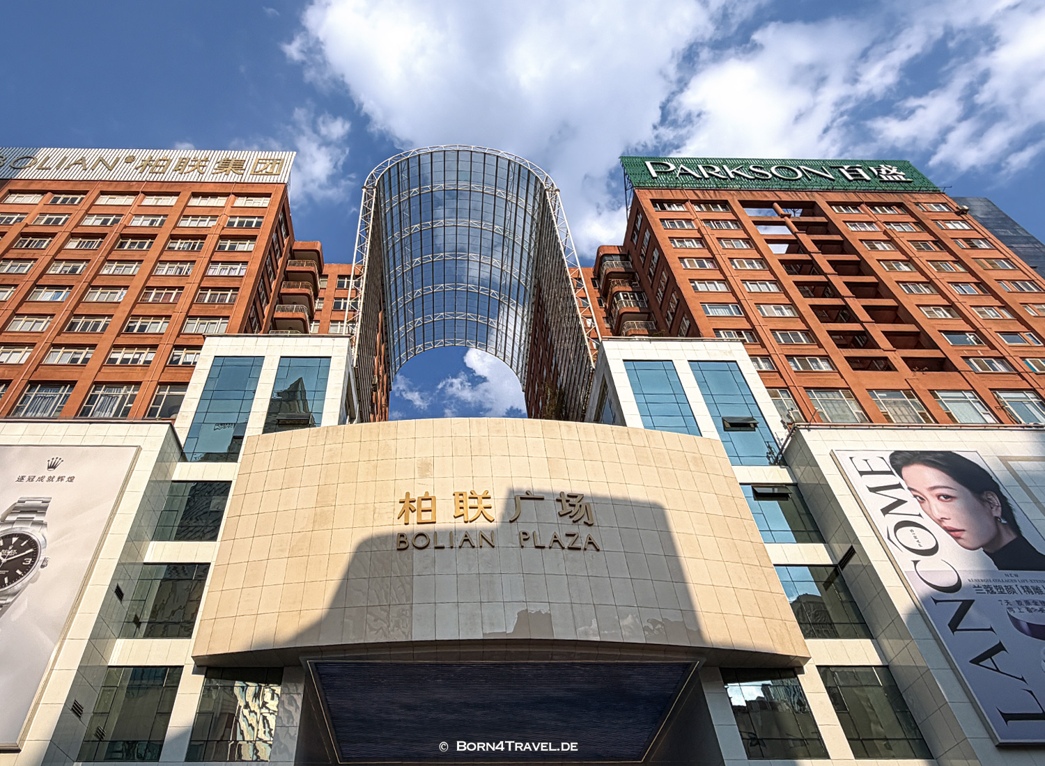 Nanping Street,Kunming,Yunnan,China2026,born4travel.de Nanping Street,Kunming,Yunnan,China2026,born4travel.de