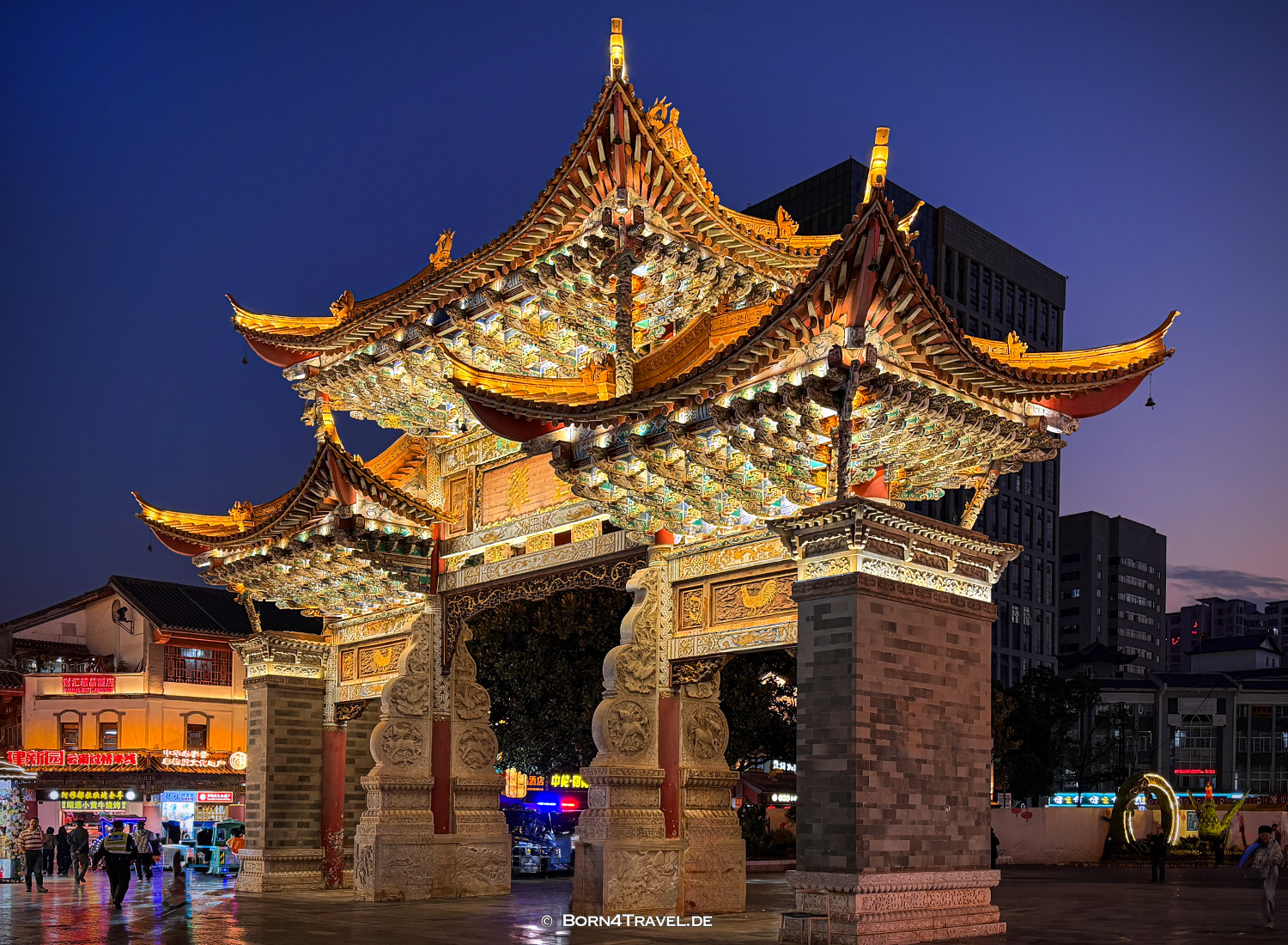 Jinbi Platz,Kunming,Yunnan,China2026,born4travel.de Jinbi Platz,Kunming,Yunnan,China2026,born4travel.de