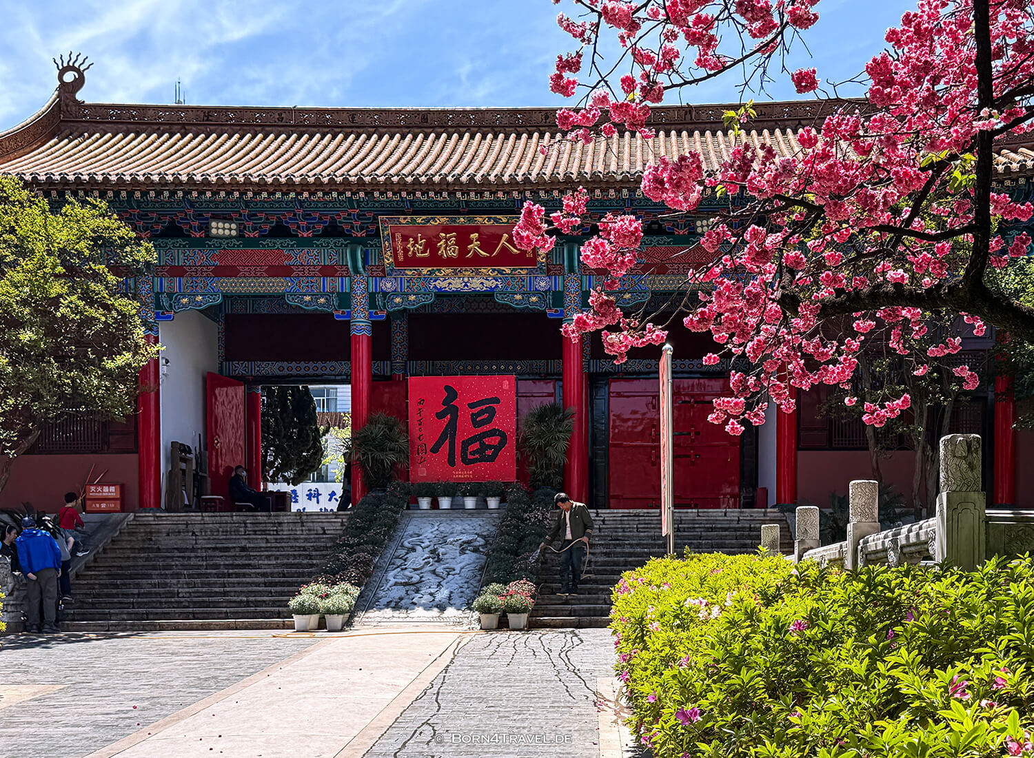 Yuantong Buddhist Temple,Kunming,Yunnan,China2026,born4travel.de Yuantong Buddhist Temple,Kunming,Yunnan,China2026,born4travel.de