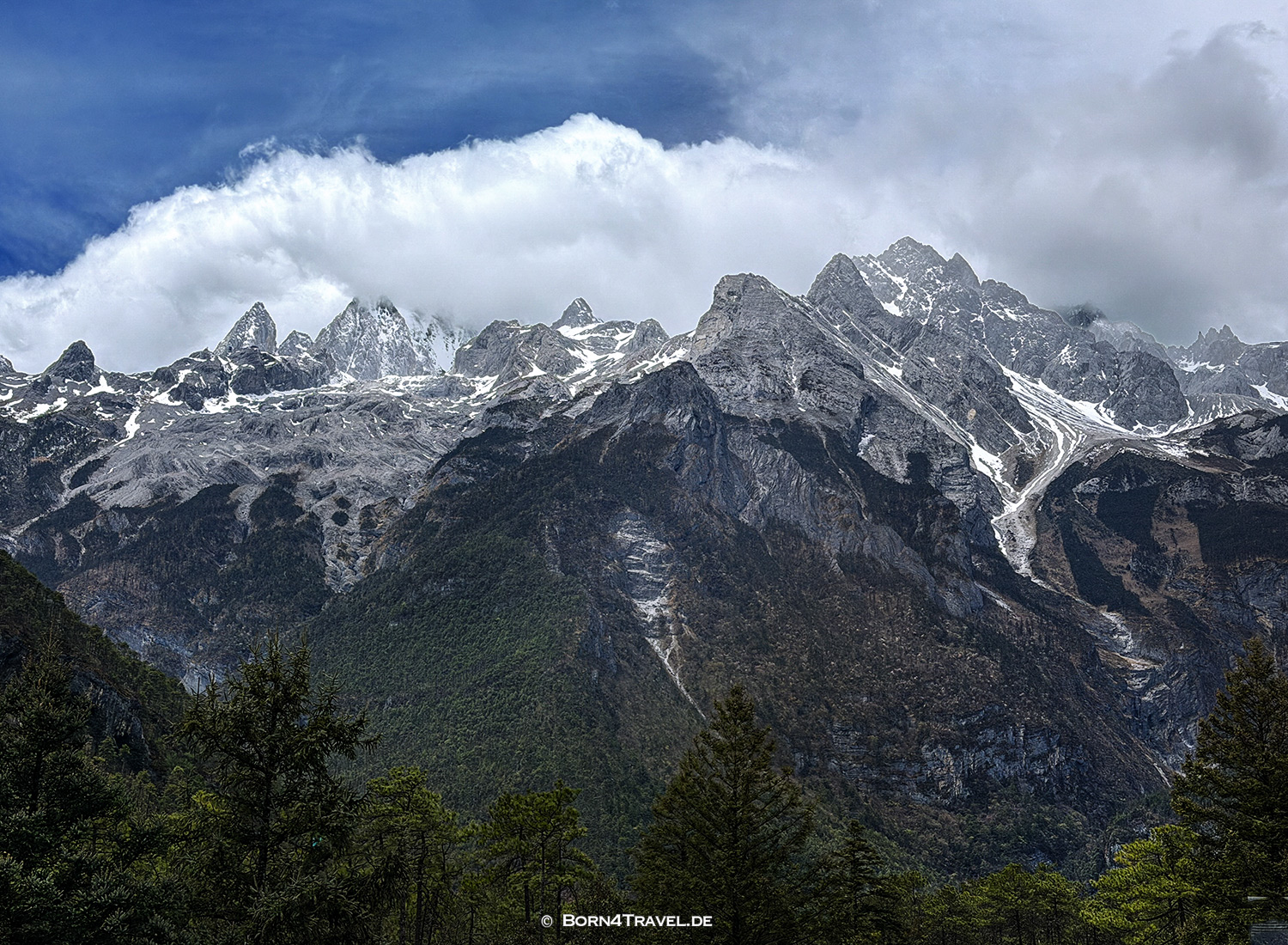 Blue Moon Valley,Lijiang,Yunnan,China2026,born4travel.de Blue Moon ValleyLijiang,Yunnan,China2026,born4travel.de