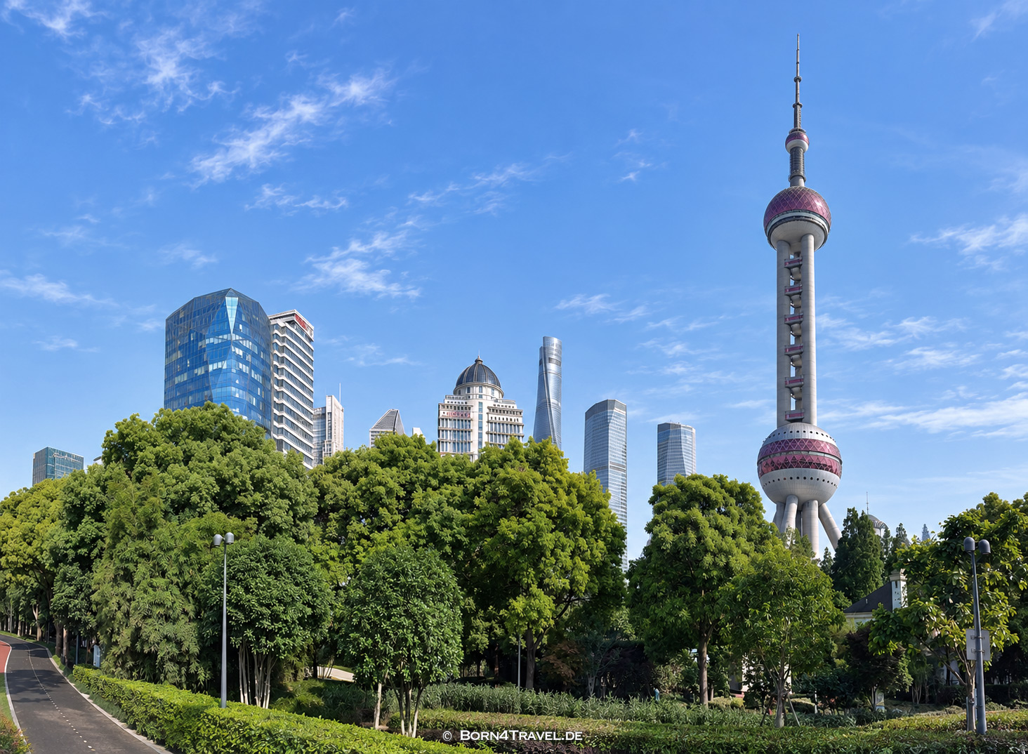 Oriental Pearl Tower Shanghai, China 2026, born4travel.de Oriental Pearl Tower Shanghai, China 2026, born4travel.de
