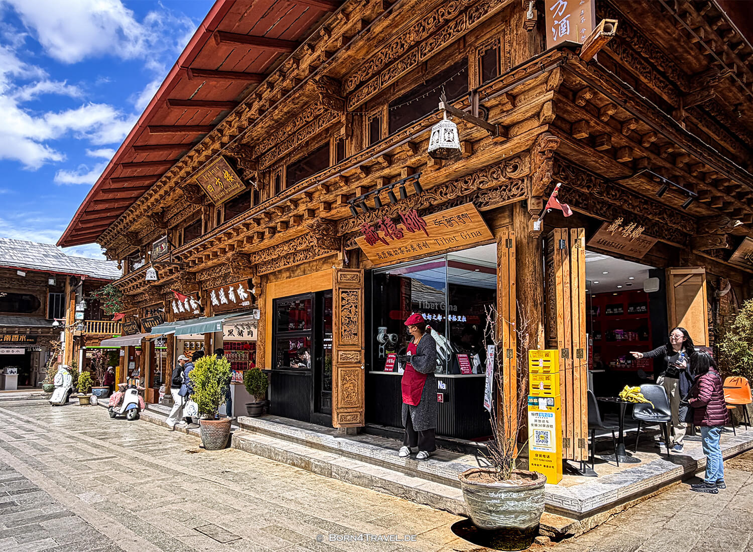 Dukezong Ancient Town,Shangri-la,YunnannChina2026,born4travel.de Dukezong Ancient Town,Shangri-la,YunnannChina2026,born4travel.de