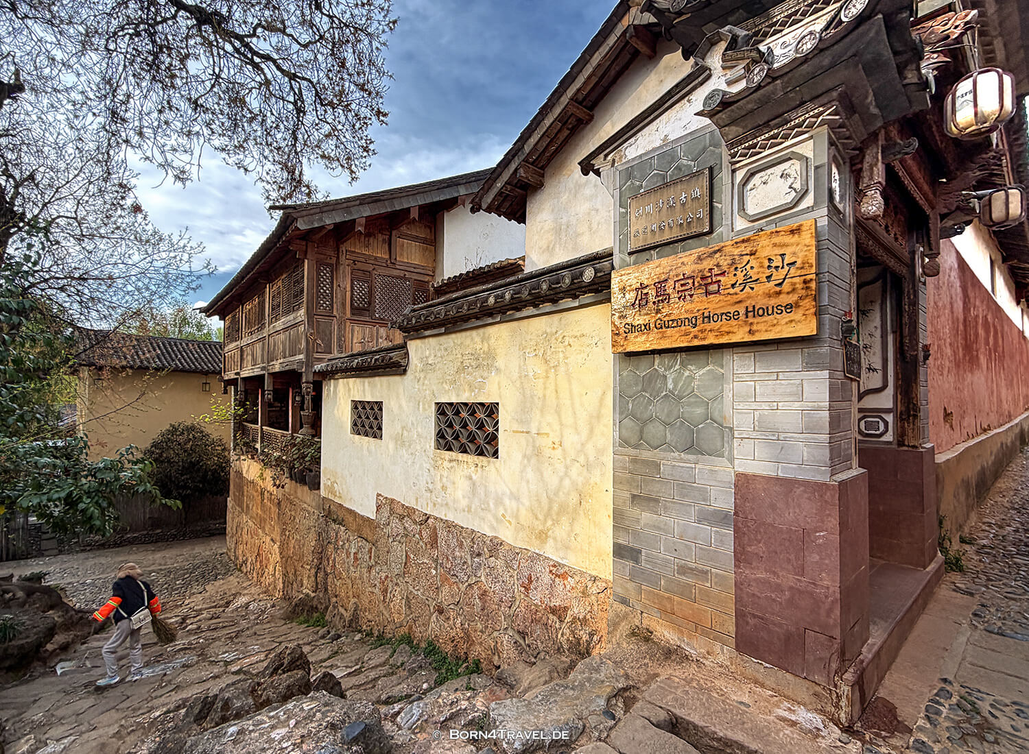 Shaxi Friday Market, Yunnan, China2026,born4travel.de Shaxi Friday Market, Yunnan, China2026,born4travel.de