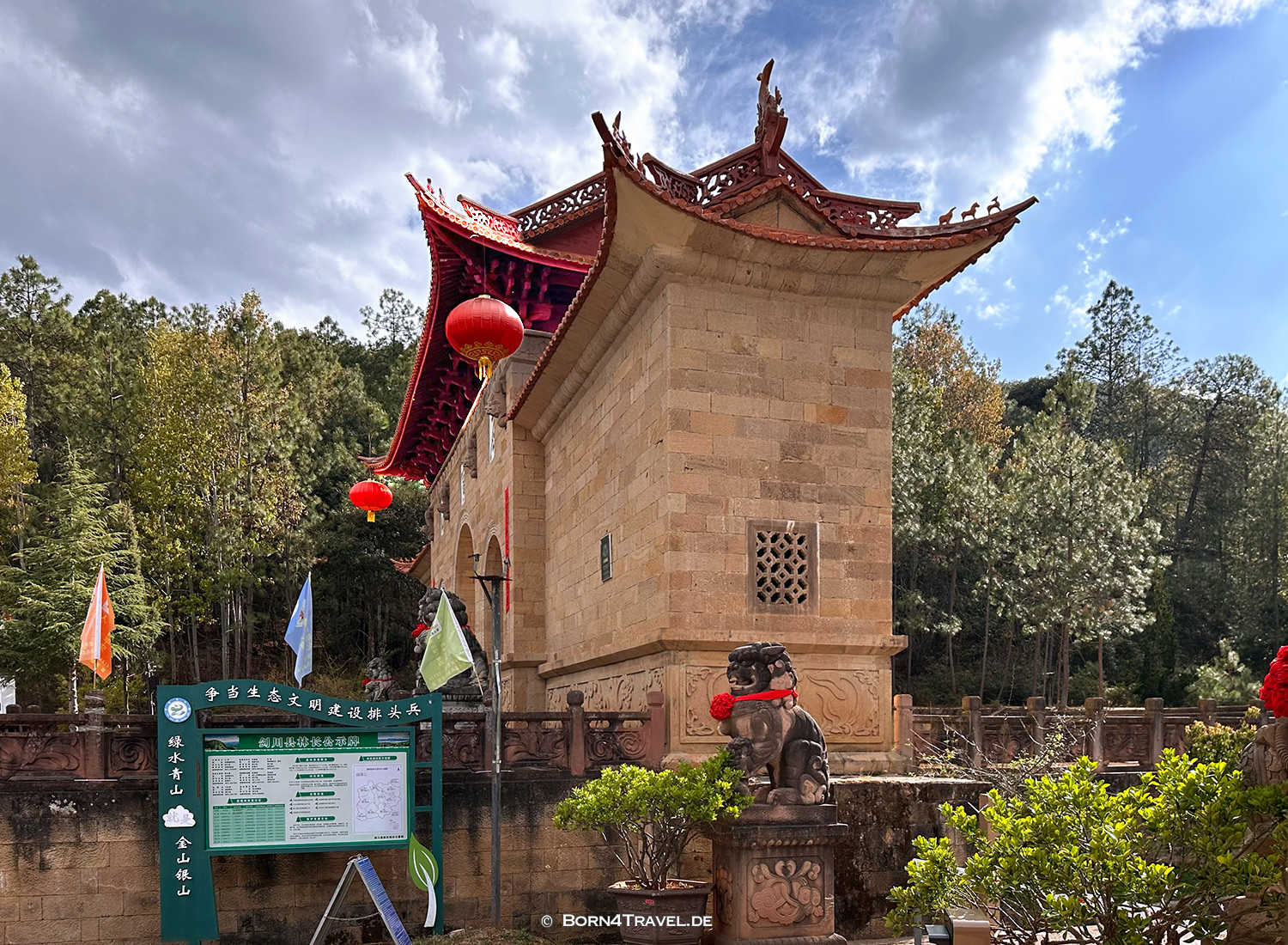 Shibaoshan Scenic Areanear Shaxi,China2026,born4travel.de Shibaoshan Scenic Area near Shaxi,China2026,born4travel.de