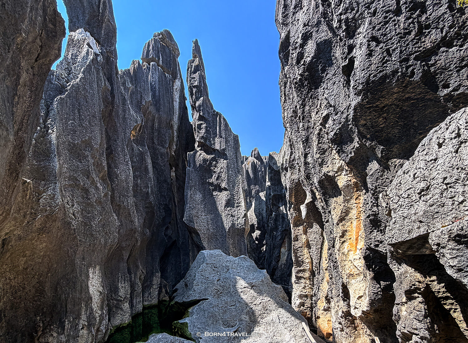 The Sword Peak Pond,Shinlin,Kunming,China2026,born4travel.de