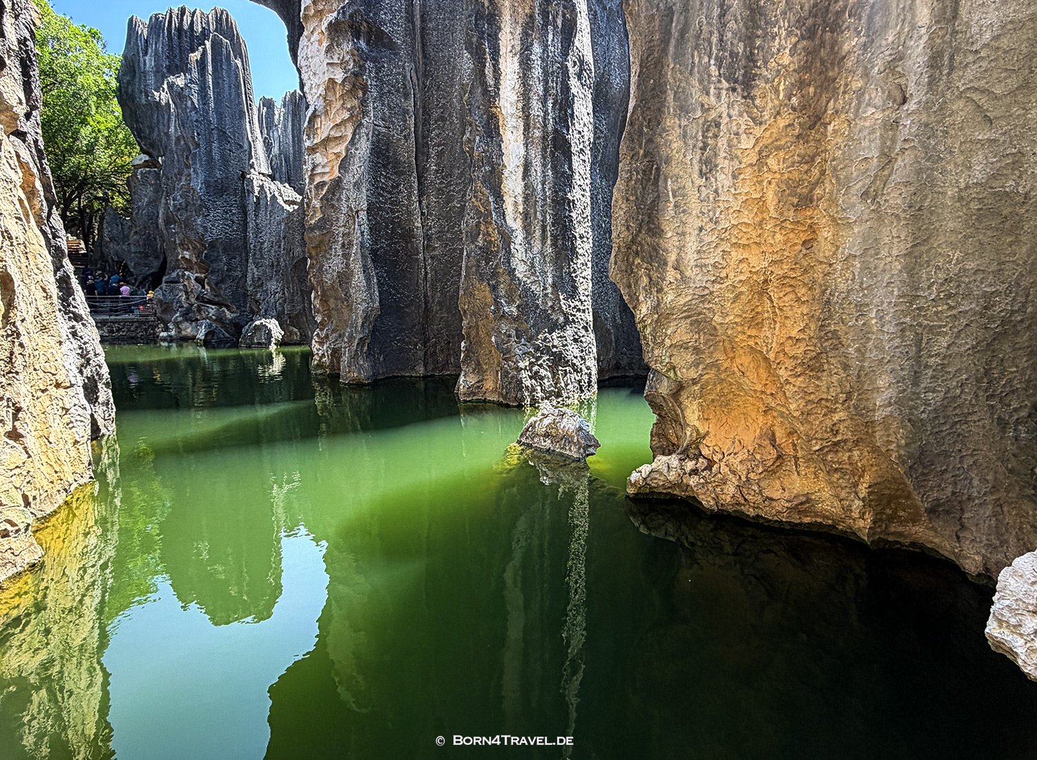The Sword Peak Pond,Shinlin,Kunming,China2026,born4travel.de