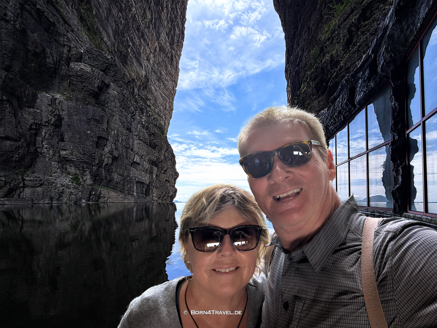 Tianmenshan National Forest Park Zhangjiajie,China2026,born4travel.de Tianmenshan National Forest Park Zhangjiajie,China2026,born4travel.de