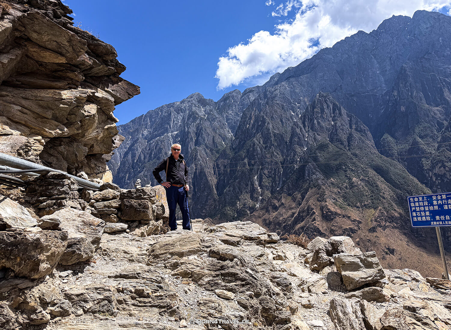 Tiger Leaping Gorge High Trail, Yunnan,China2026,born4travel.de Tiger Leaping Gorge High Trail, Yunnan,China2026,born4travel.de