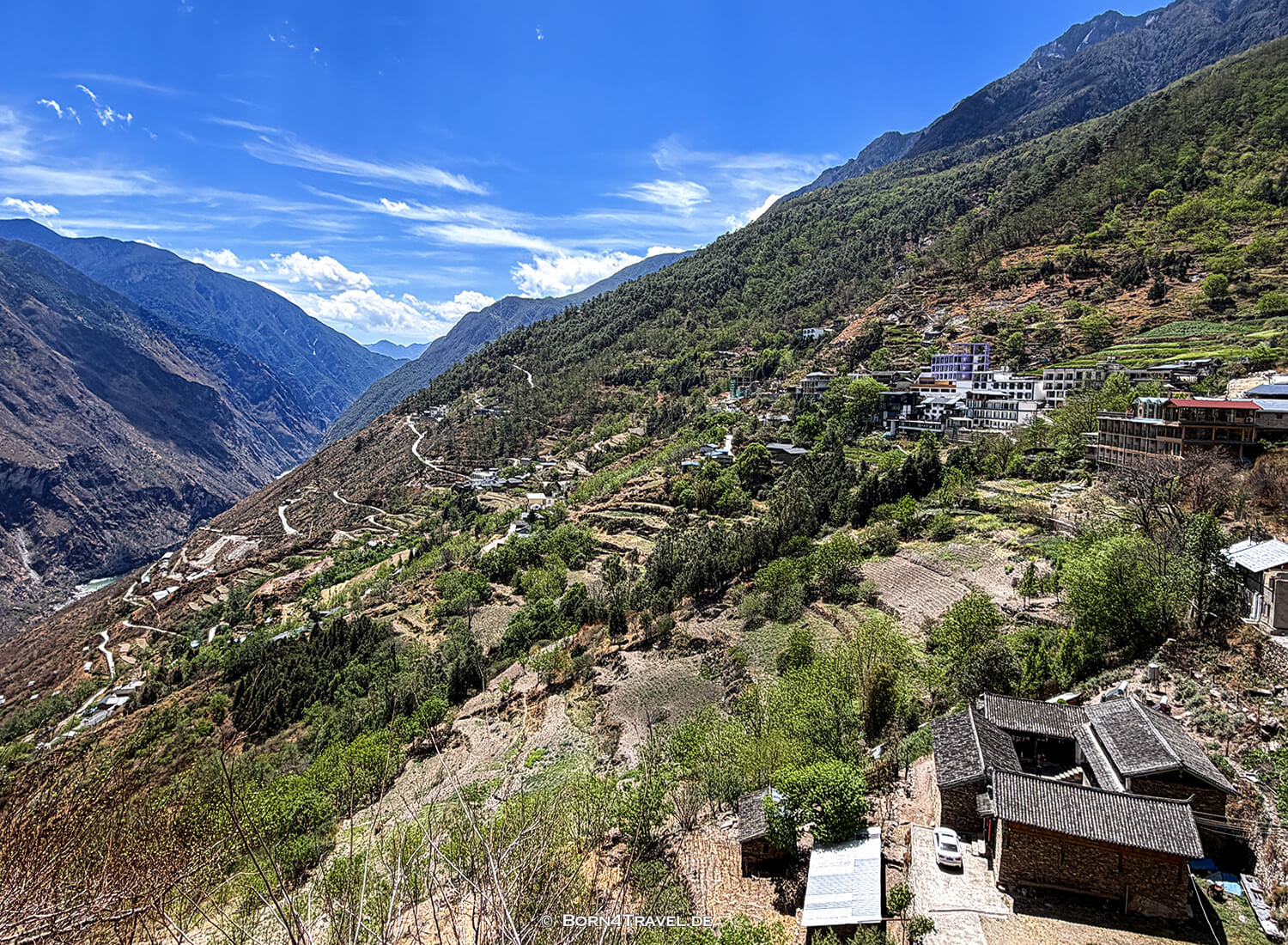 Tiger Leaping Gorge High Trail, Yunnan,China2026,born4travel.de Tiger Leaping Gorge High Trail, Yunnan,China2026,born4travel.de