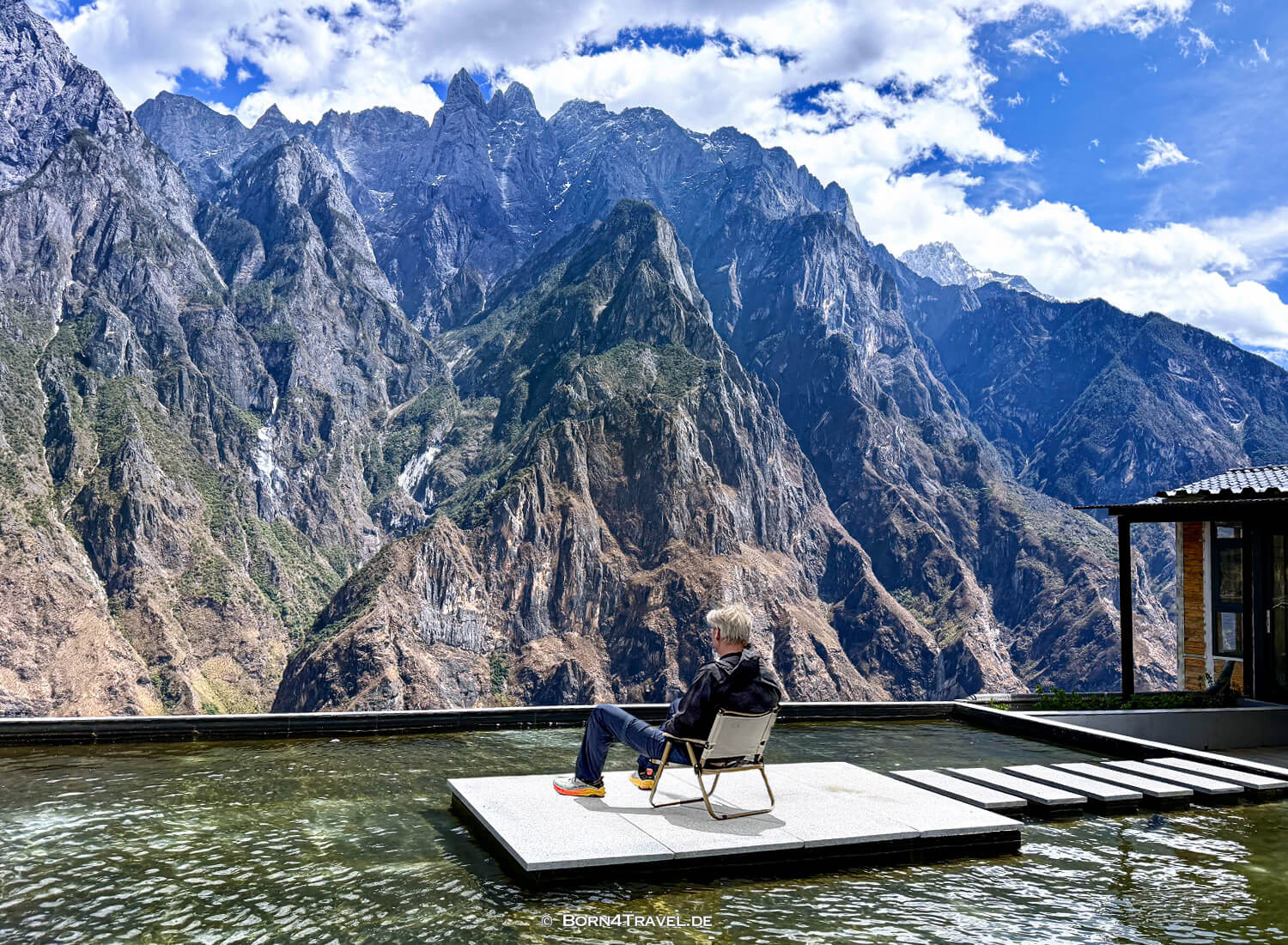 Tiger Leaping Gorge, Yunnan,China2026,born4travel.de Tiger Leaping Gorge, Yunnan,China2026,born4travel.de
