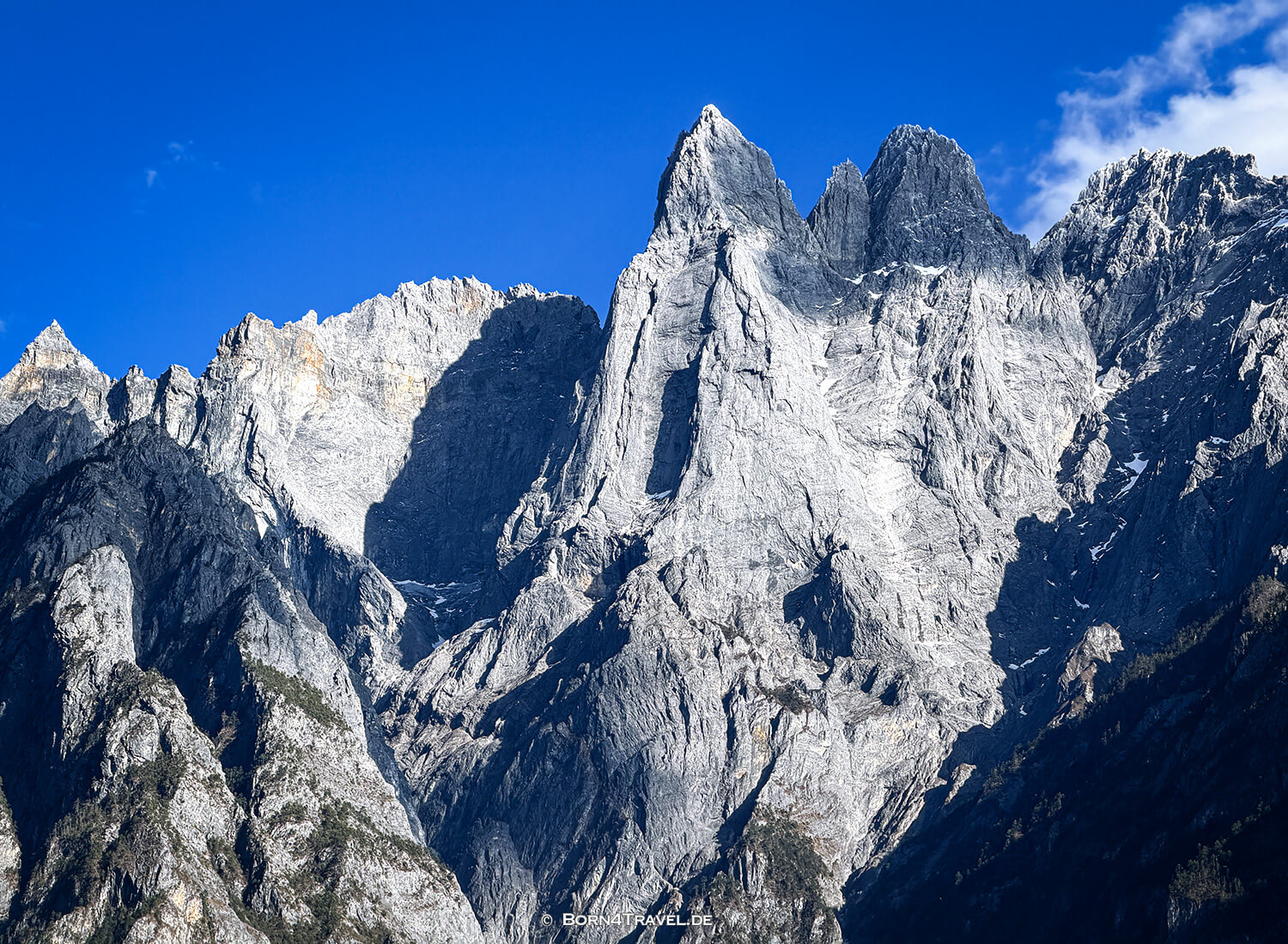 Tiger Leaping Gorge High Trail, Yunnan,China2026,born4travel.de Tiger Leaping Gorge High Trail, Yunnan,China2026,born4travel.de