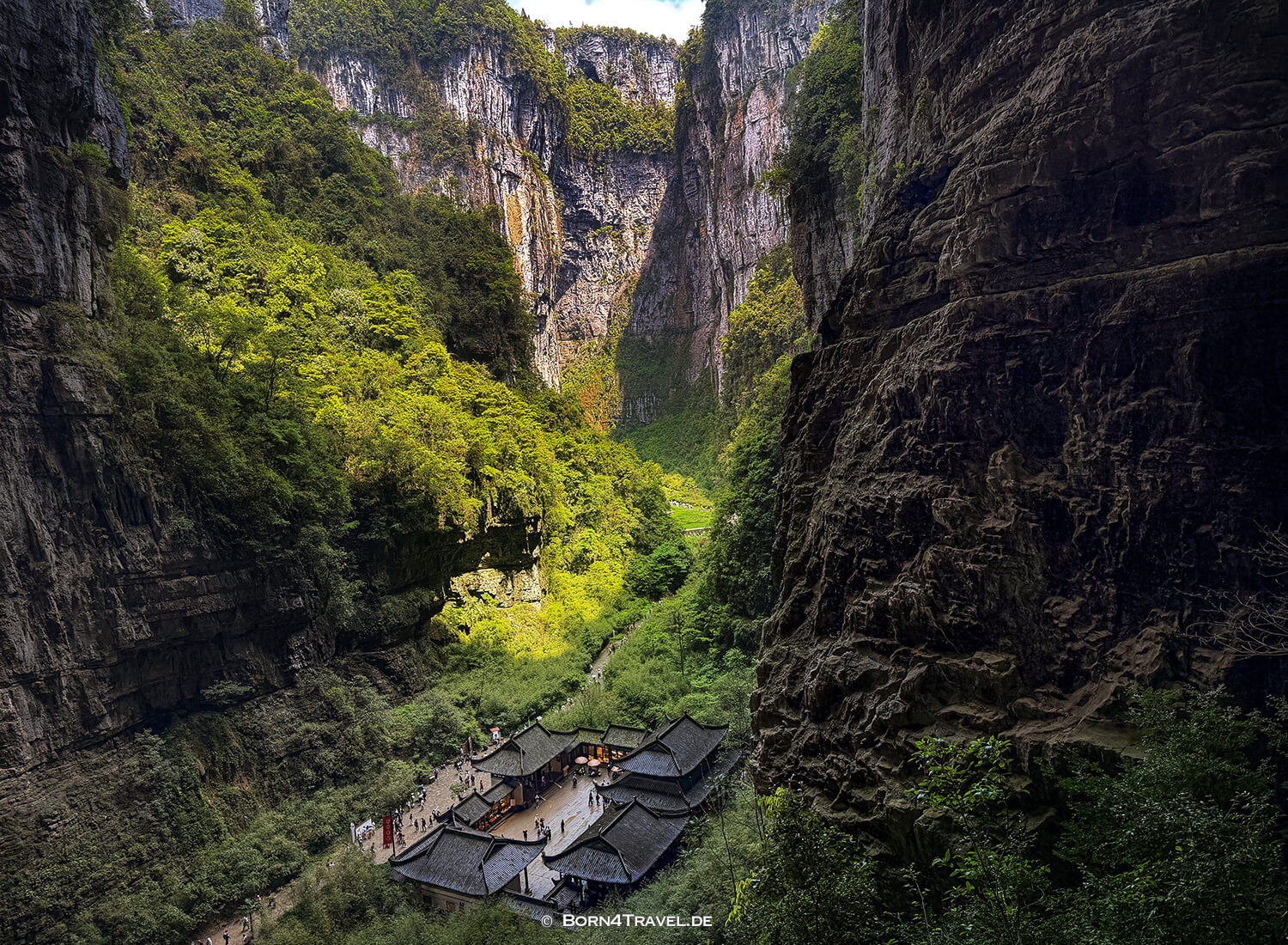 天福官驿Tiānfú Guānyì im Wulong-Karstgebiet.,China2026,born4travel.de
