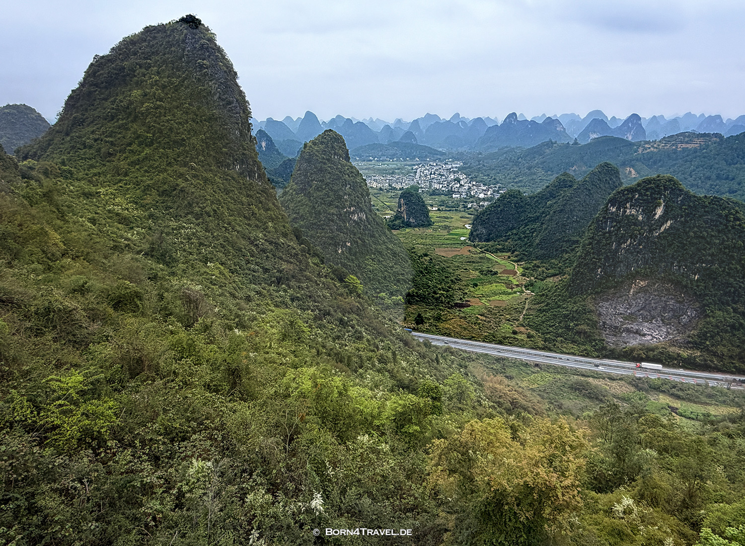Ruyi Cable Car Scenic Area,Yangshuo,China2026,born4travel.de Ruyi Cable Car Scenic Area,Yangshuo,China2026,born4travel.de