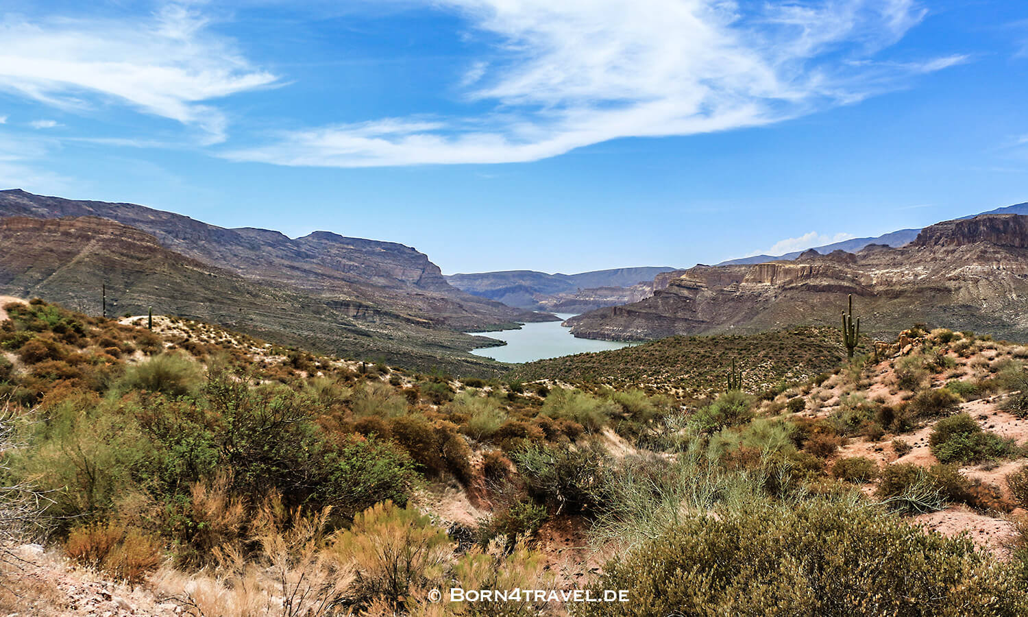 apache lake,Apache Trail,Arizona,Southwest,USA,born4travel.de