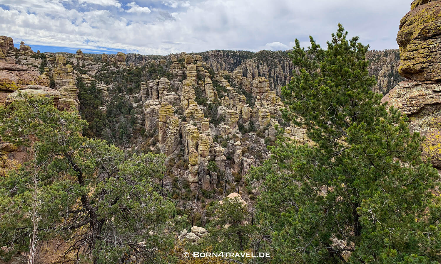 Echo Canyon Trail im Chiricahua National Monument,Arizona,USA,born4travel.de