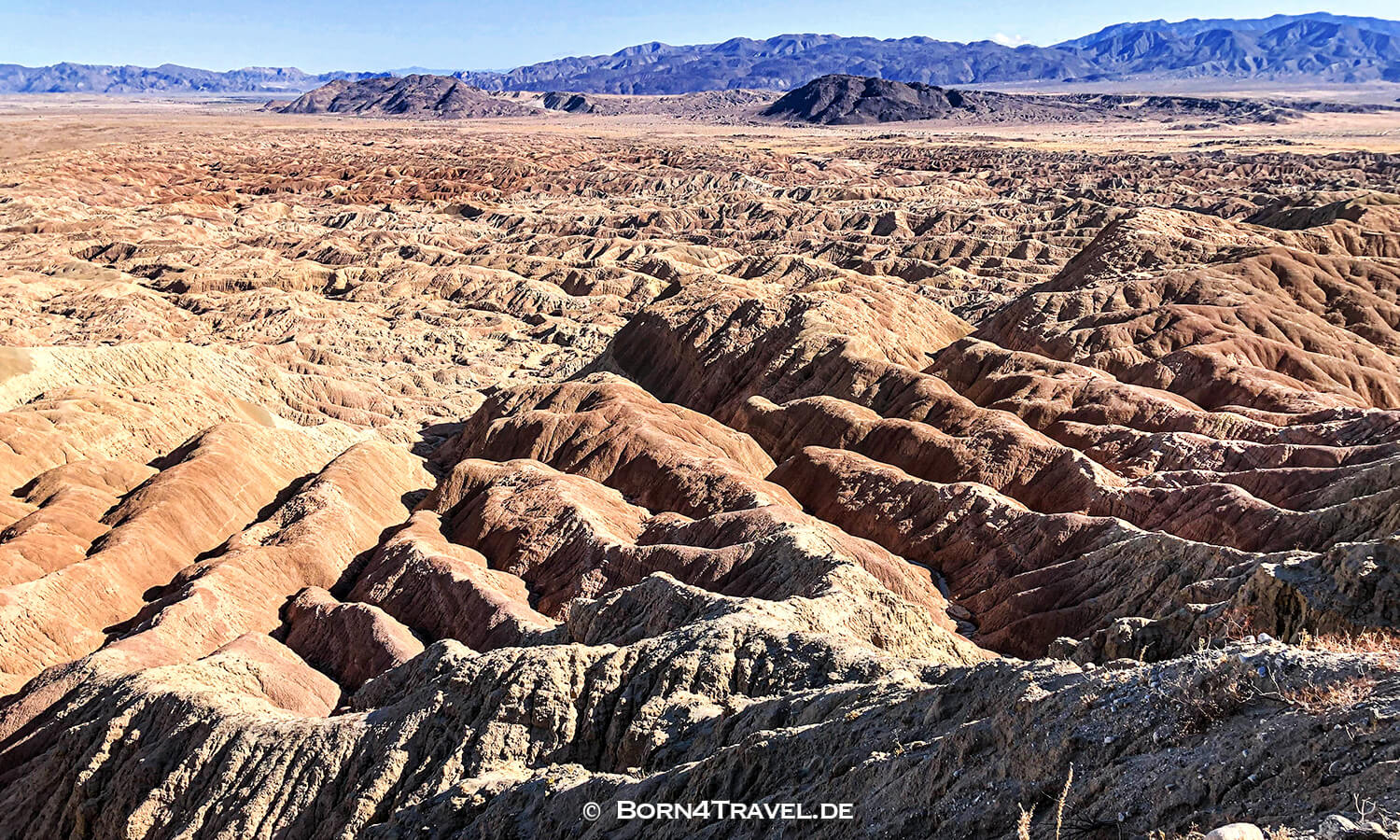 Way to Vista del Malpais im Anza Borrego near Salton Sea,Coachella Valley,California,USA,born4travel.de