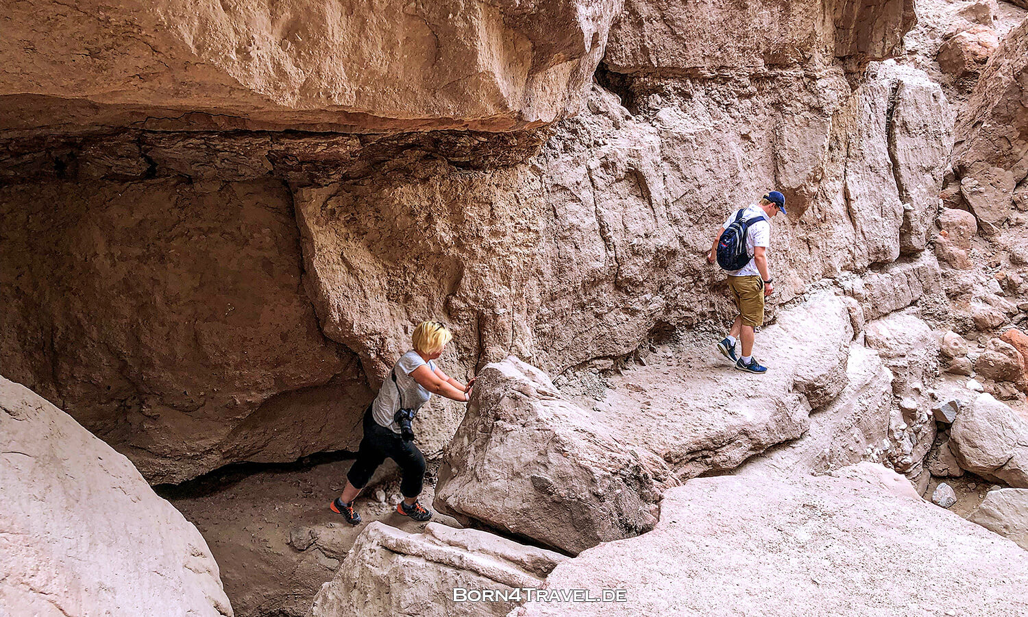 LADDER CANYON SLOT IN PAINTED CANYON - MECCA,Coachella Valley,California,USA,born4travel.de