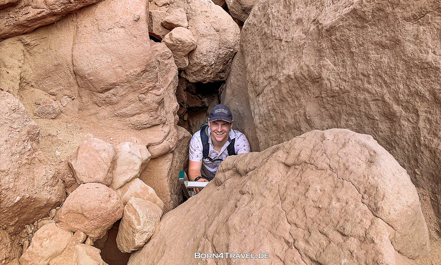 LADDER CANYON SLOT IN PAINTED CANYON - MECCA,Coachella Valley,California,USA,born4travel.de