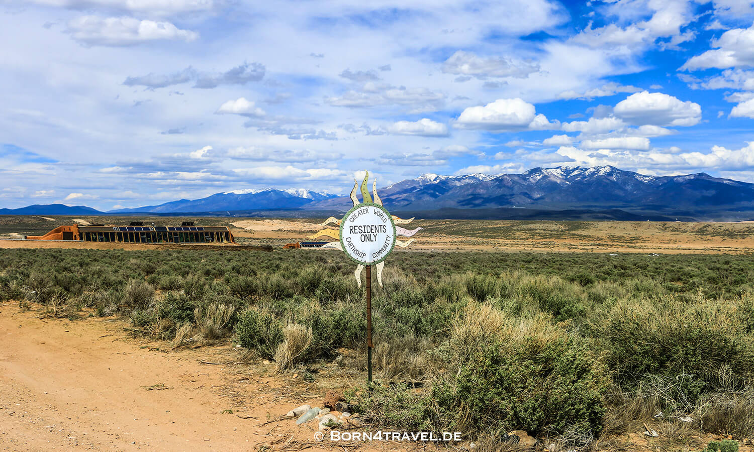 Greater World Earthship Community,New Mexico,USA,born4travel.de