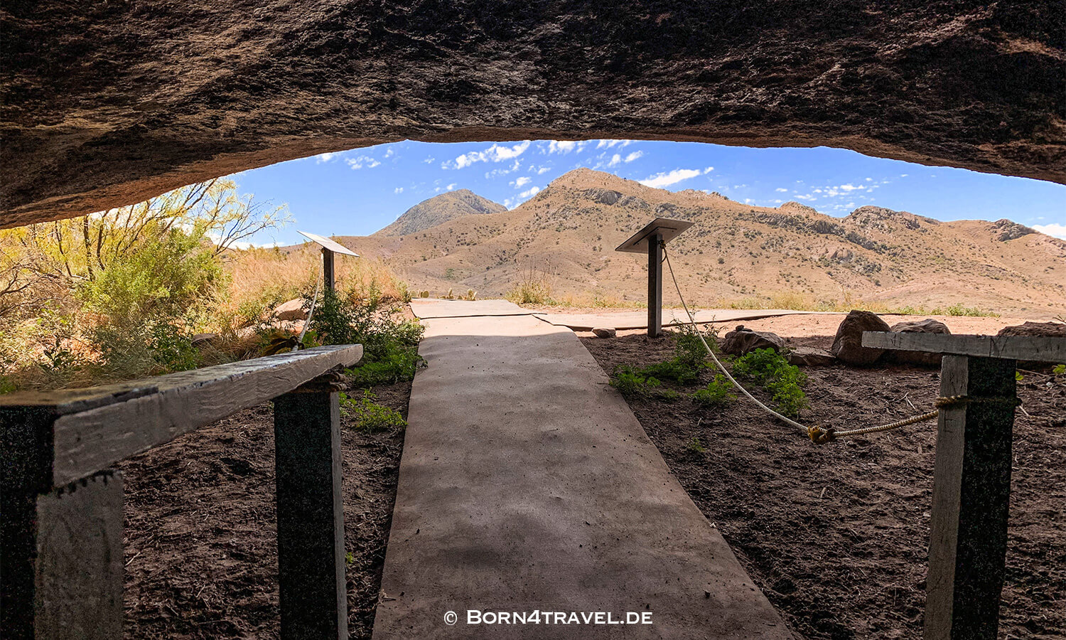 La Cueva Trail Organ Mountain Desert Peaks NM near Las Cruces,New Mexico,USA,born4travel.de