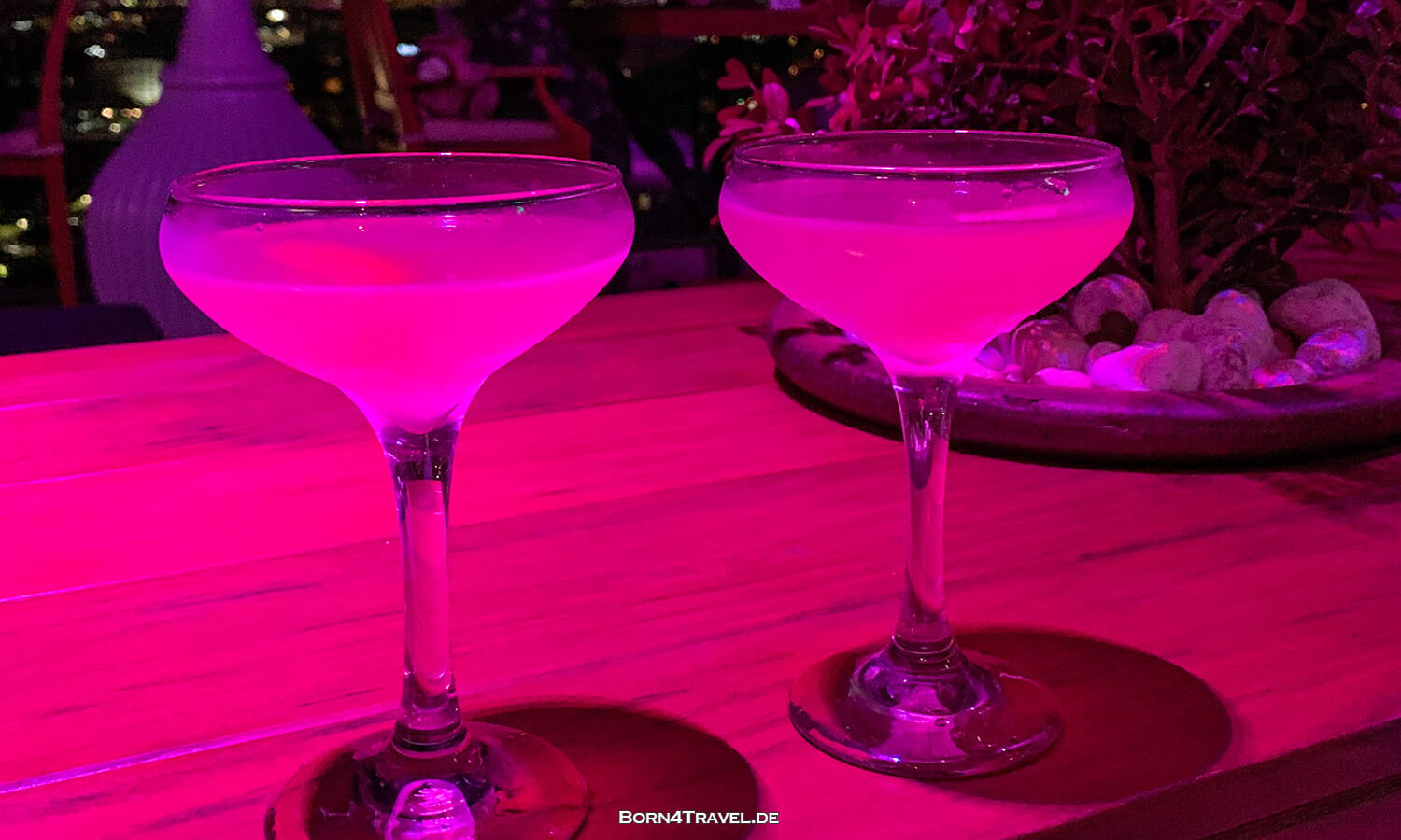 Rooftop Bar im Irvine Spectrum Marriott,California,born4travel.de