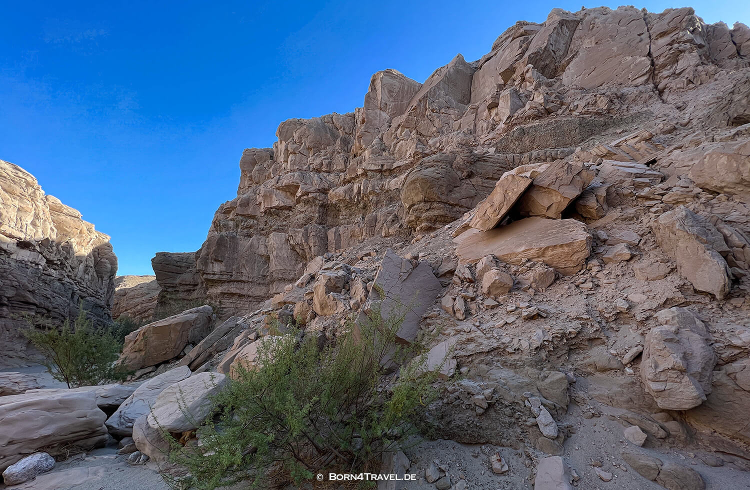Palm Wash Arch Anza Borrego Badlands,Reisebericht 2022 Southern California,born4travel.de Palm Wash Arch Anza Borrego Badlands,Reisebericht 2022 Southern California,born4travel.de