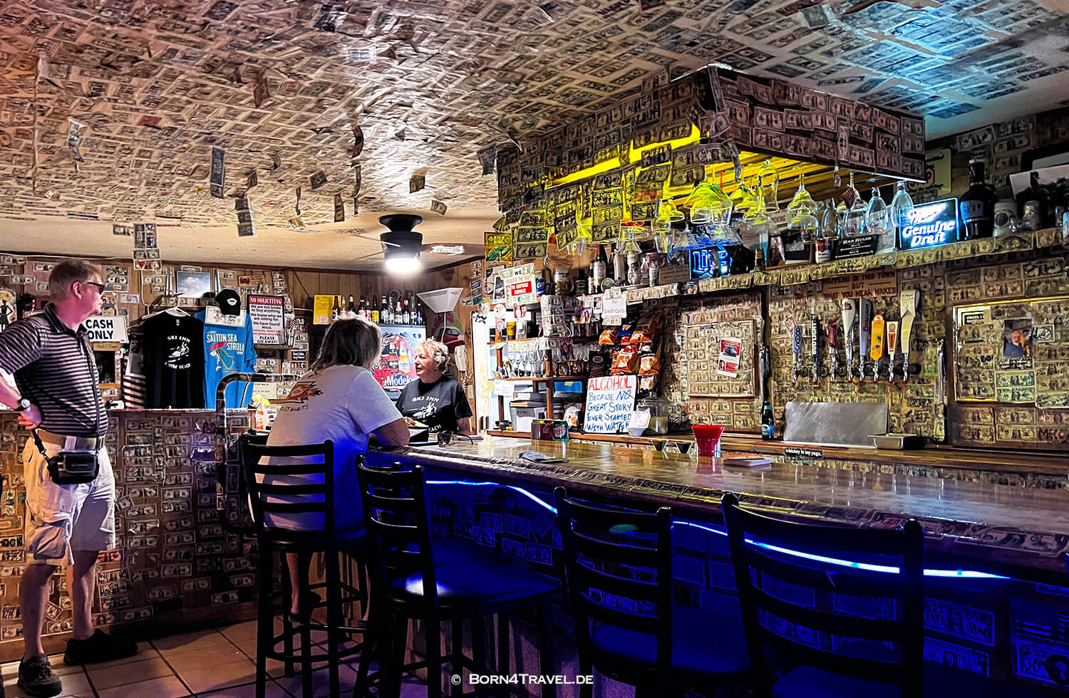 Ski Inn am Bombay Beach,Reisebericht 2022 Southern California,born4travel.de Ski Inn am Bombay Beach,Reisebericht 2022 Southern California,born4travel.de