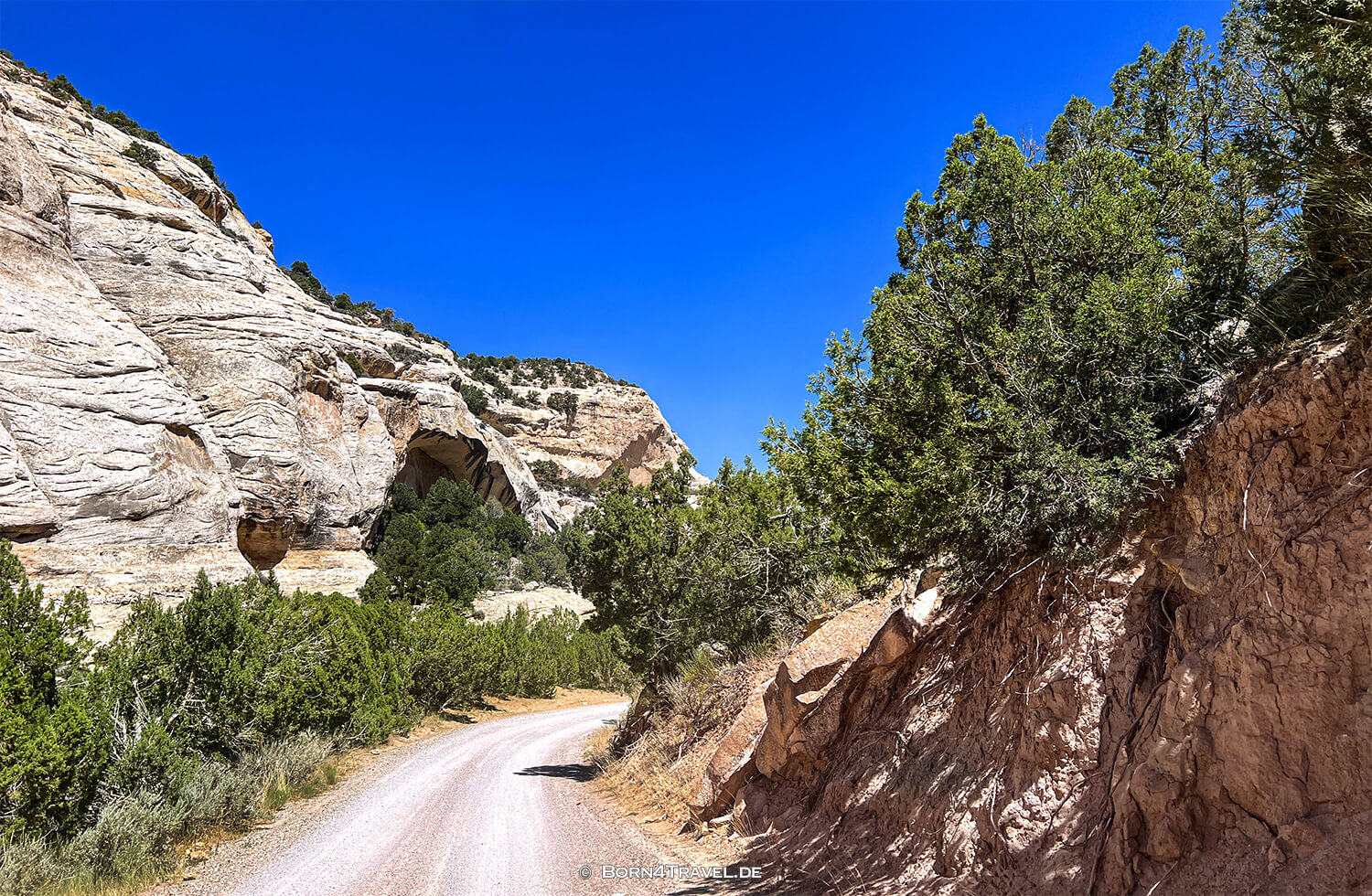 Echo Park Road,Dinosaur NM,Colorado 2022,born4travel.de Echo Park Road,Dinosaur NM,Colorado 2022,born4travel.de