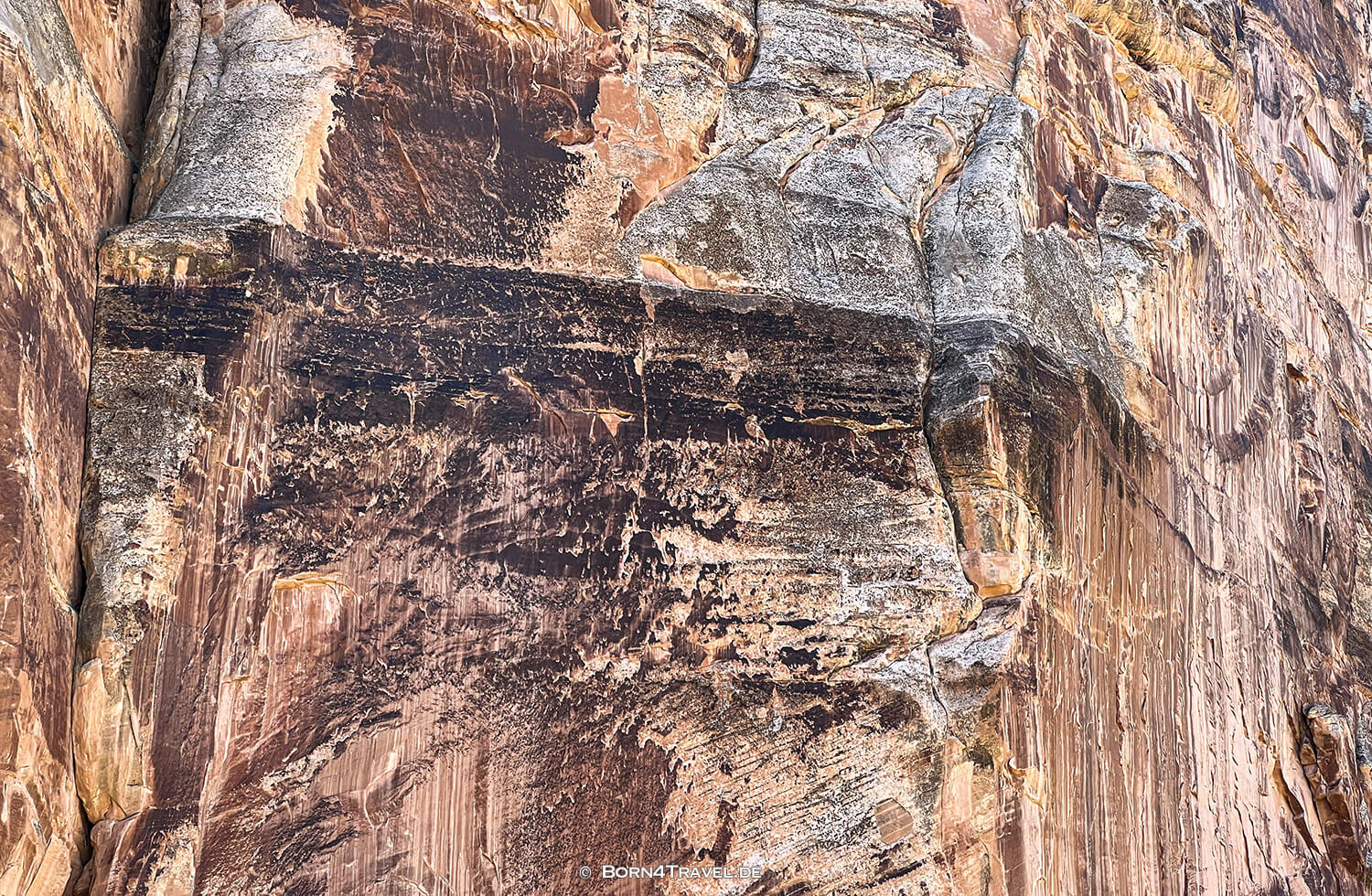 Whispering Cave,Dinosaur NM,Colorado 2022,born4travel.de Whispering Cave,Dinosaur NM,Colorado 2022,born4travel.de