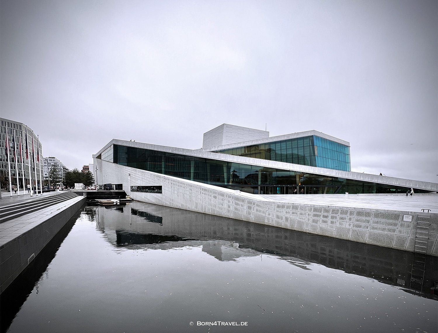 Operahuset - Oslo Opernhaus, Stadtteil Bjørvika,Oslo2025,born4travel.de Operahuset - Oslo Opernhaus, Stadtteil Bjørvika,Oslo2025,born4travel.de