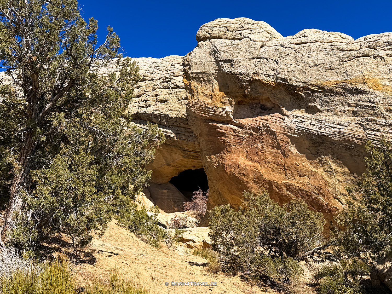 Moonlight Arch near Vernal,Utah,USA2025,born4travel.de Moonlight Arch near Vernal,Utah,USA2025,born4travel.de