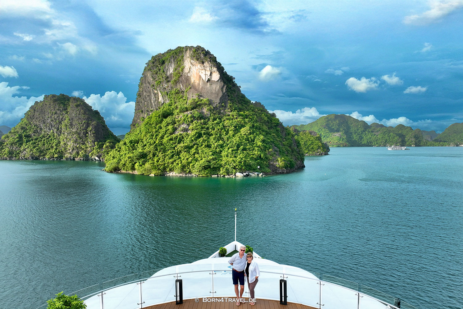Elite of the Seas,Halong,Vietnam,born4travel.de
