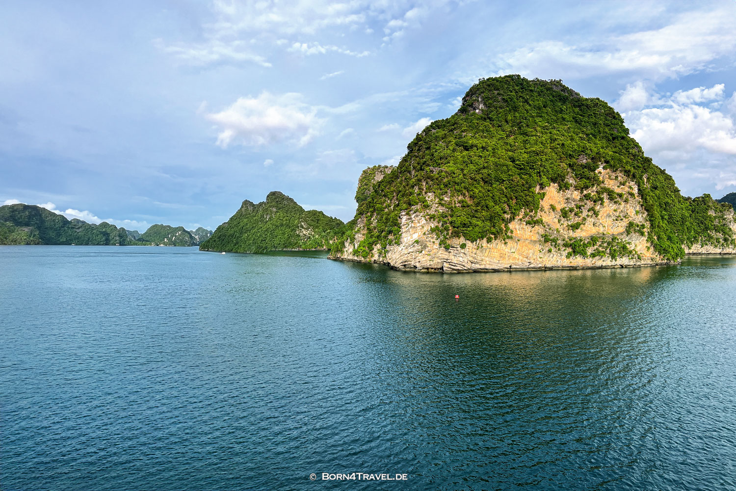 Elite of the Seas,Halong,Vietnam,born4travel.de